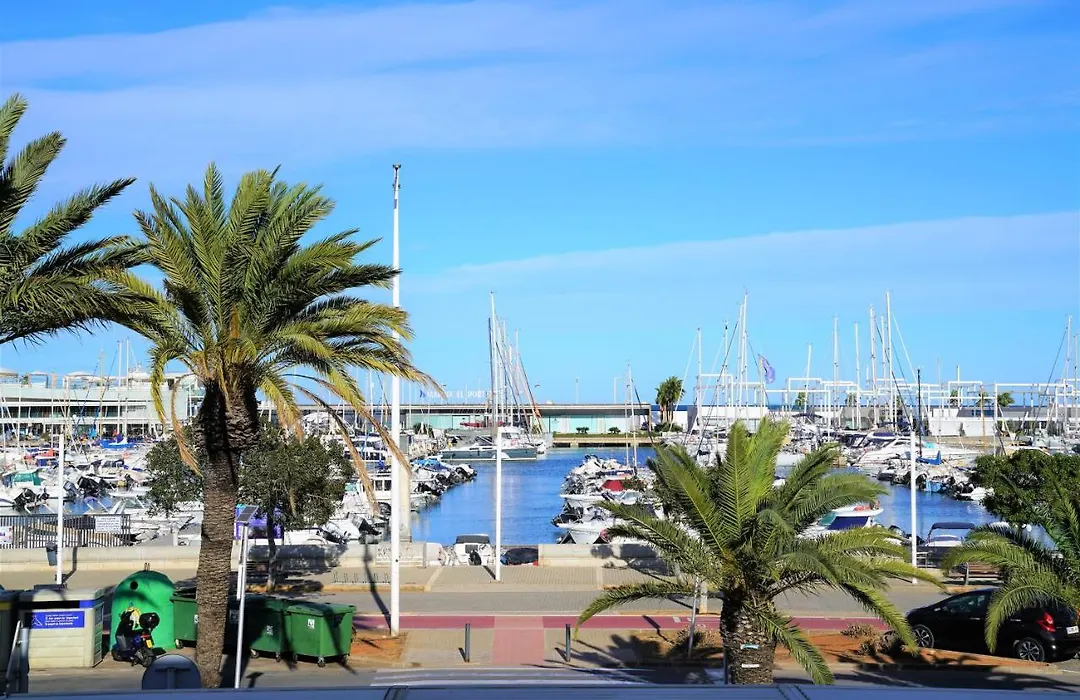Elegante Apartamento frente al Puerto de Denia-1