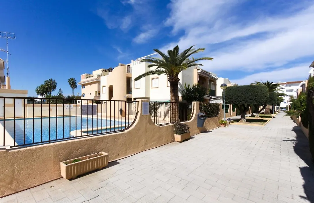 Els Molins con terraza de 25 metros a un paso del mar Les Marines Denia by costablancarent-1