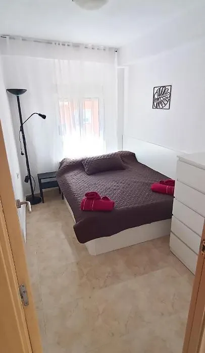 Apartamento con 3 dormitorios 3 minutos hasta la playa-1