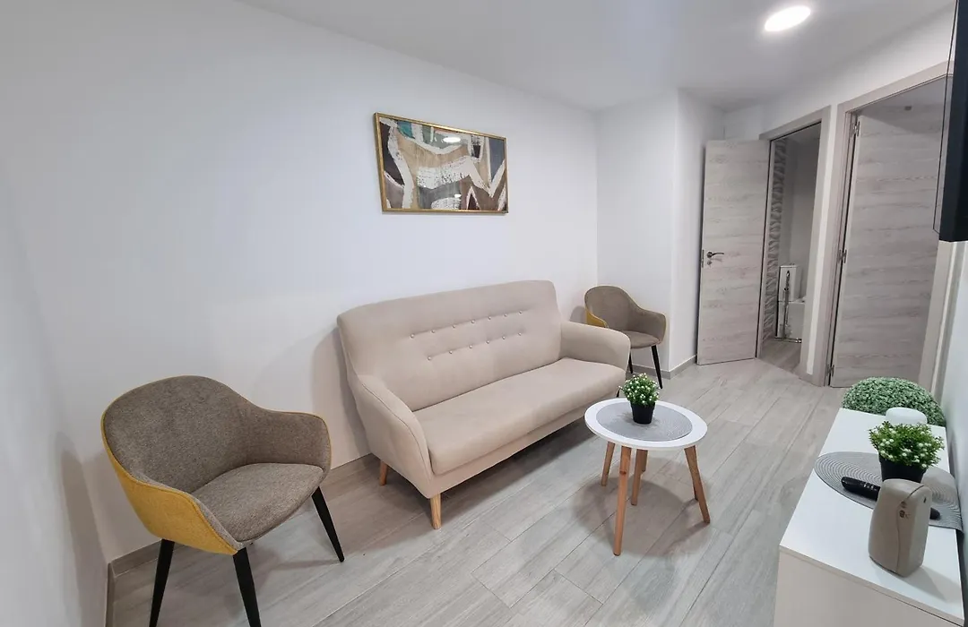 Apartamentos en Denia frente al Puerto!-1