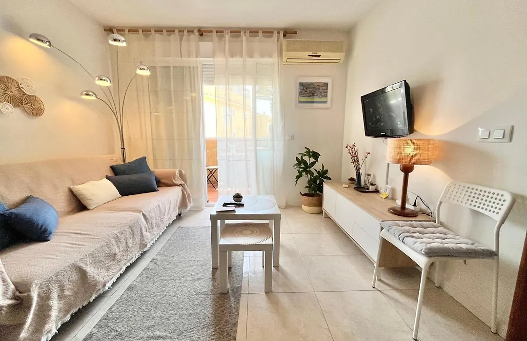 Beachside Haven Apartments-1