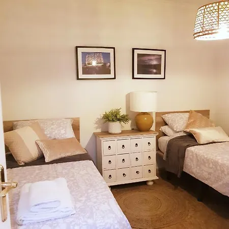 Lovely 2 Bedroom Apartment Close To Denia Castle.-2