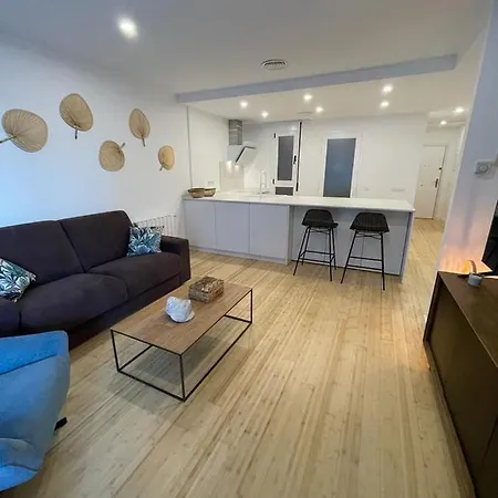 Denia, apartamento a estrenar con jardín privado, piscina y vistas al mar-2
