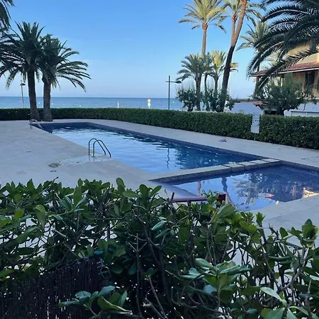 Denia, apartamento a estrenar con jardín privado, piscina y vistas al mar-3