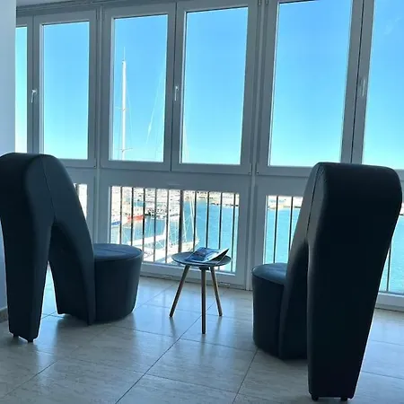 Apartamento céntrico con vistas espectaculares-2