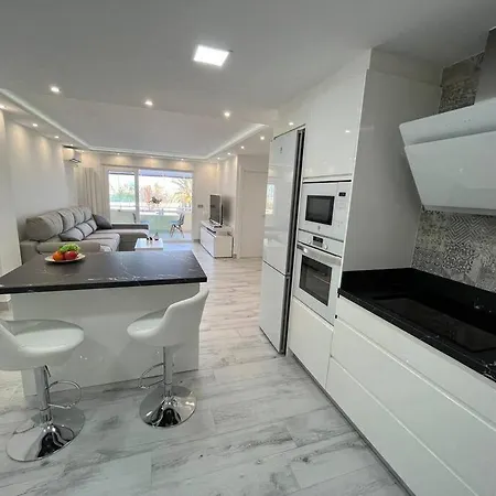 Luxury Apartarment In Marineta-3