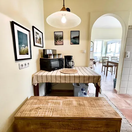 Seaview 4 Star Beach Apartment-3