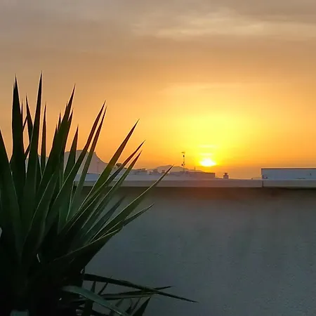 Ático dúplex con gran terraza por habitaciones-3