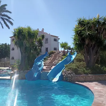 Alojamiento con Piscina y chiringuito Denia-2