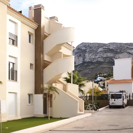 Modern Flat With Montgo View-2
