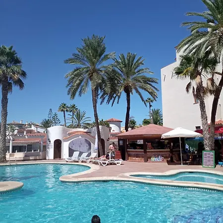 Estudio 2 personas con piscina en Denia-2
