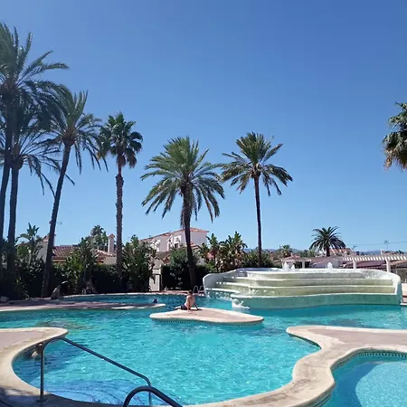 Estudio 2 personas con piscina en Denia-3
