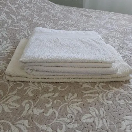 Cozy Room-2