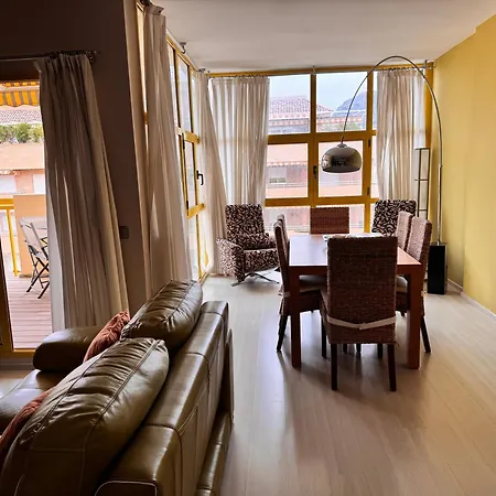 Gran apartamento con piscina en Denia-2