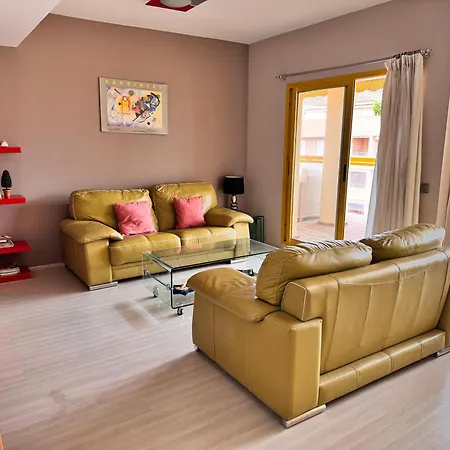 Gran apartamento con piscina en Denia-3