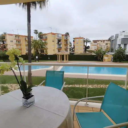 Urb La Riviera-2