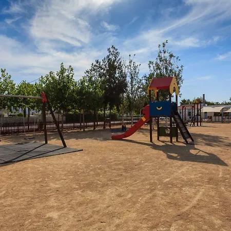 Apartamento playa con piscina y terraza en urbanizacion de lujo-2
