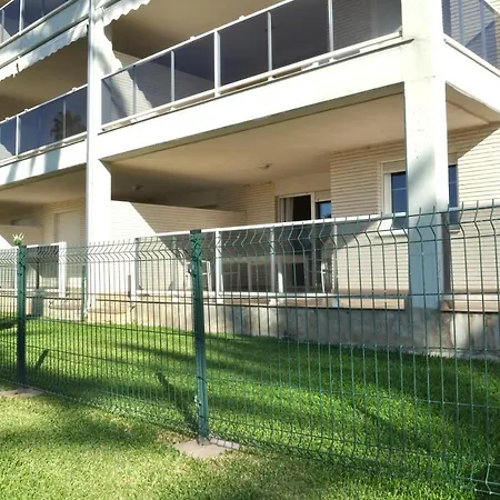 Brisas A1, 2 dormitorios, playa a 50m, by Bookindenia-3
