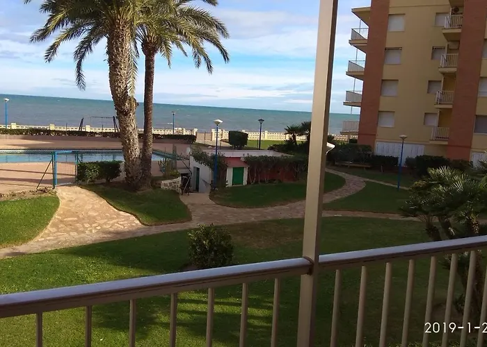 Apartamento primera línea de mar Dénia