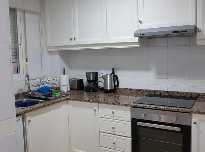 Lovely 2 Bedroom Apartment Close To Denia Castle.
