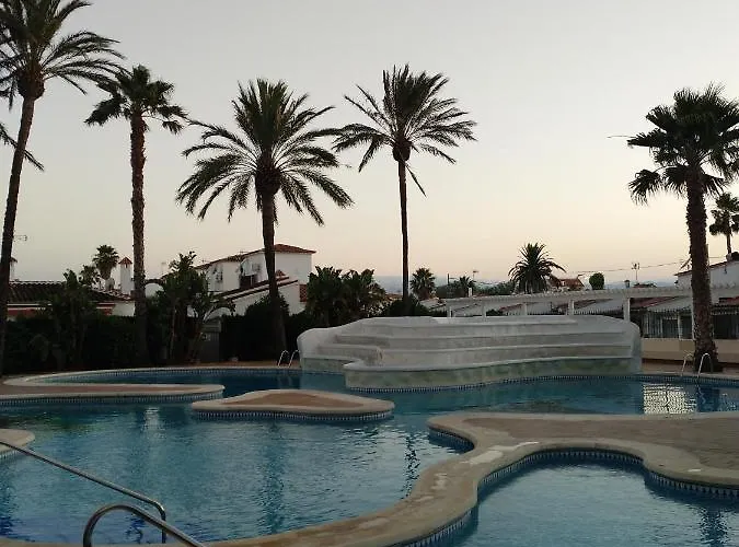 Apartamento Parchís con piscina Dénia