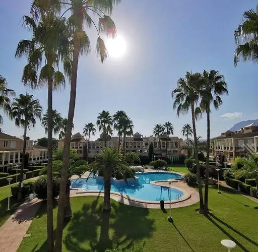 Perfect family holiday! Modern penthouse in Dénia only 200 m to the beach!