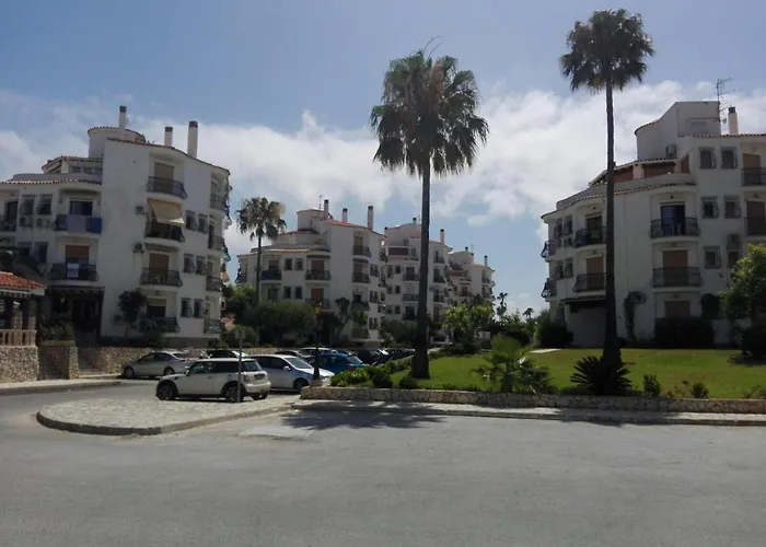 Estudio sin habitación ,todo en una estancia Blanco Dénia