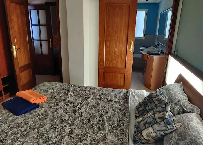 Beautiful Stay Near Park Dénia