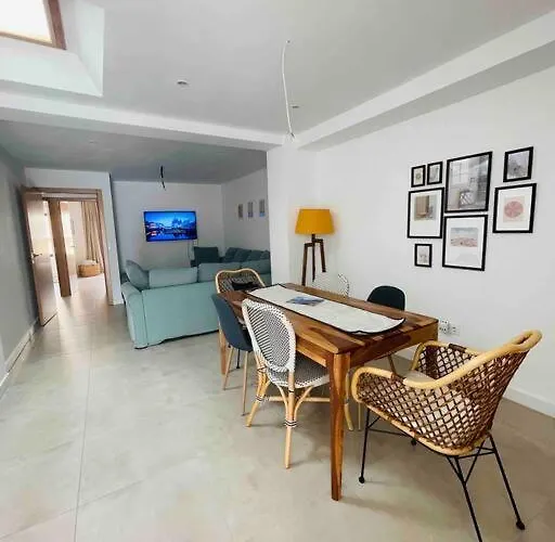 Attic Apartment In Old Town Dénia