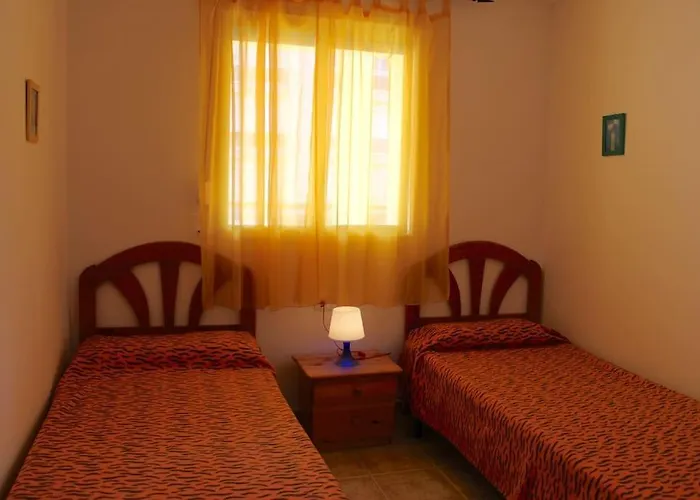 Apartamento Denia,piscina,padel,150 m de la playa