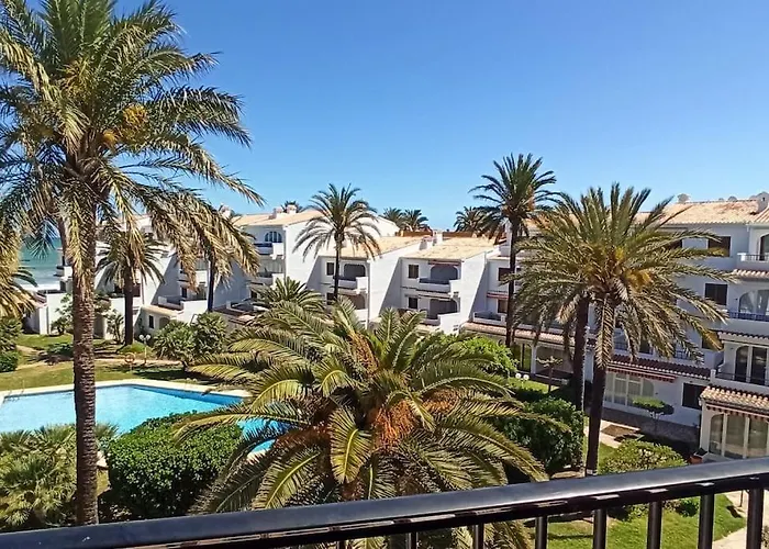 Apartamento Primera Linea de Playa. Dénia