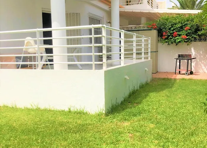 Alojamiento acogedor con terraza y jardín Dénia