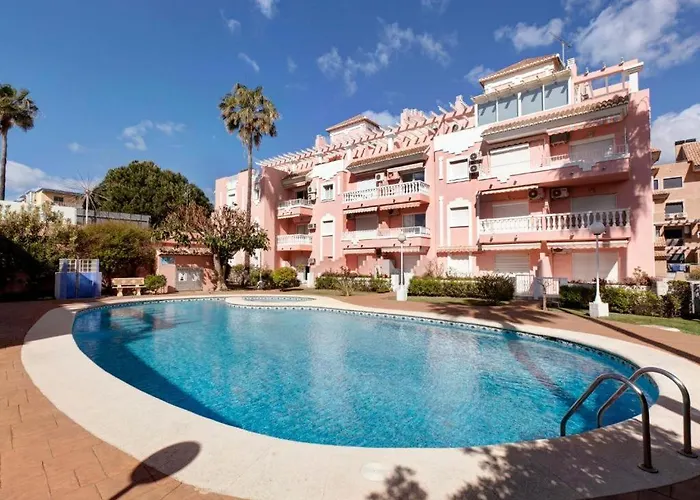 Los Jazmines con piscina a un paso del mar by costablancarent Dénia