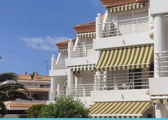 Apartamento Pie de playa en Denia y con piscina