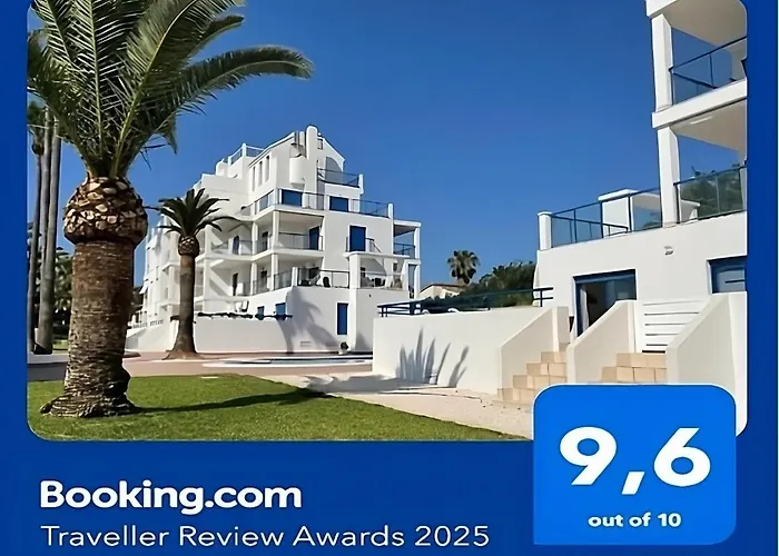 apartamento 4 personas, amplias terrazas y 2OO mt de la playa Dénia