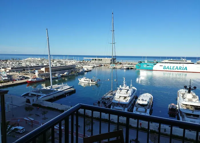 Moderno apartamento centrico con increíbles vistas al mar Dénia