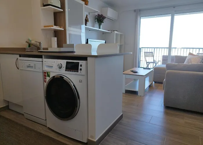Moderno apartamento centrico con increíbles vistas al mar Dénia