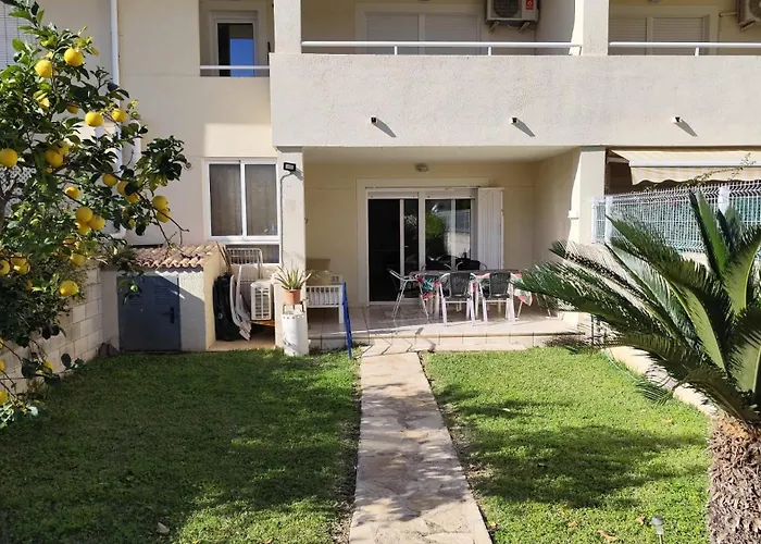 Apartamento, jardín privado, perfecto para tus vacaciones Dénia