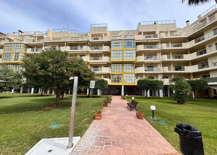 Gran apartamento con piscina en Dénia