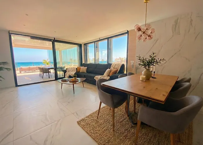 Apartamento holaVivienda - Ático Boutique de Lujo en la Playa Dénia