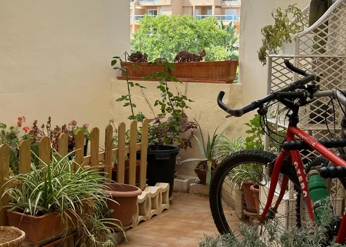Apartamento Increíble piso a pocos metros del mar con piscina Dénia