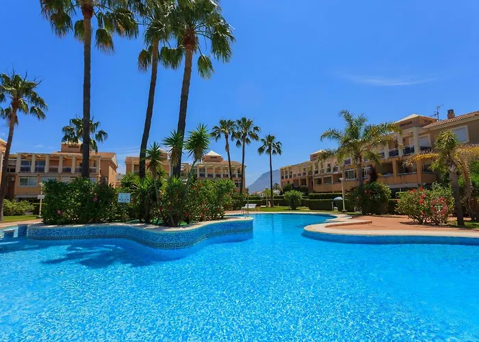 Apartamento playa con piscina y terraza en urbanizacion de lujo Dénia